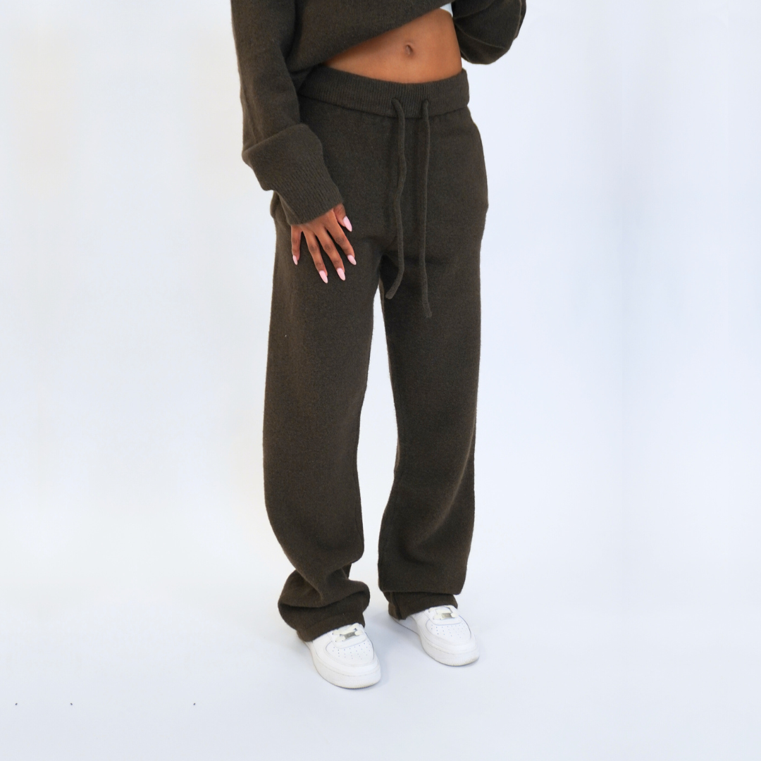 the soft-knit straight leg jogga' - brown No Sauce