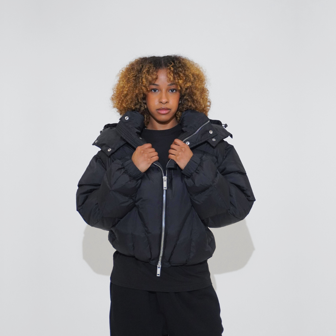 the cloud puffa’ - black