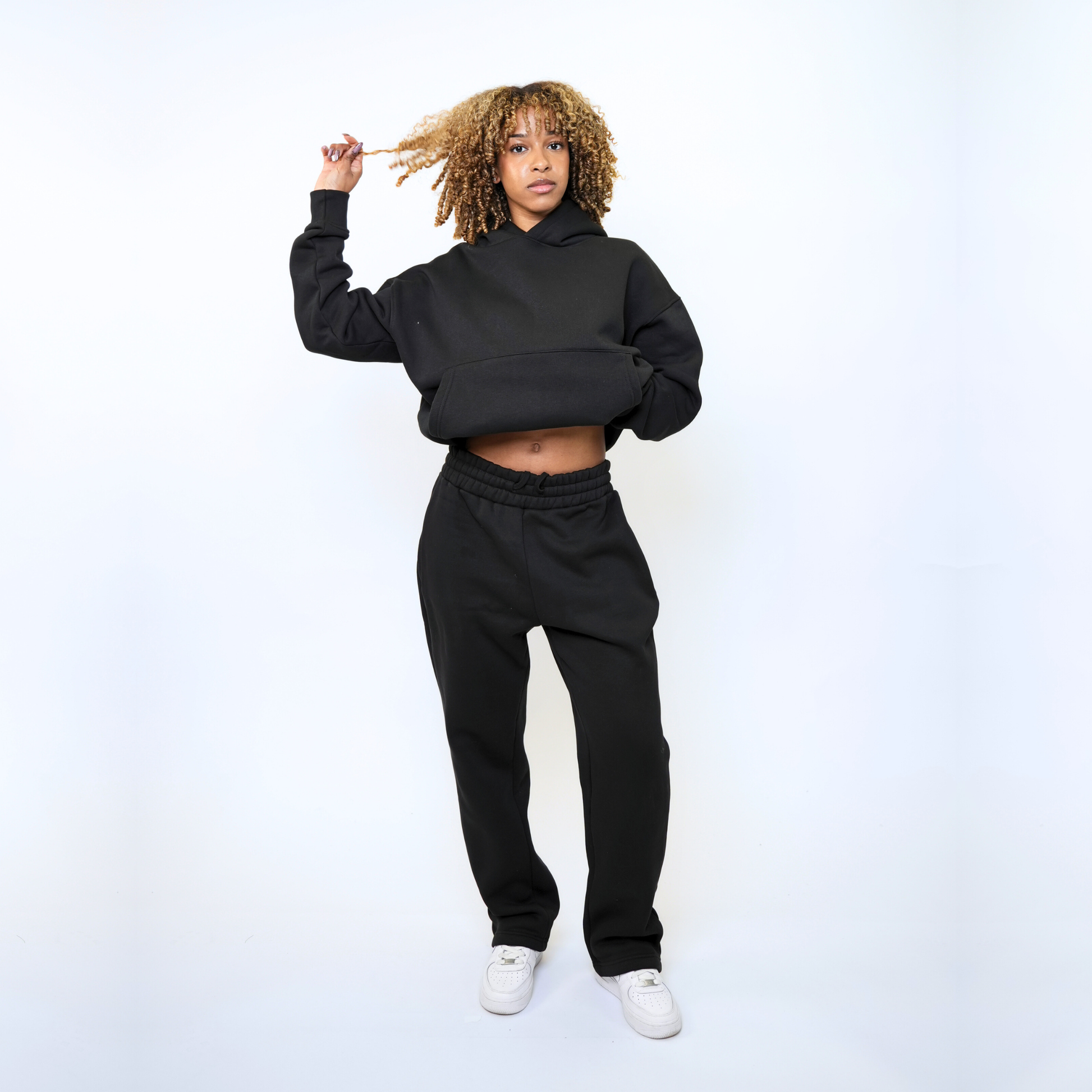 the straight leg jogga' - black no sauce