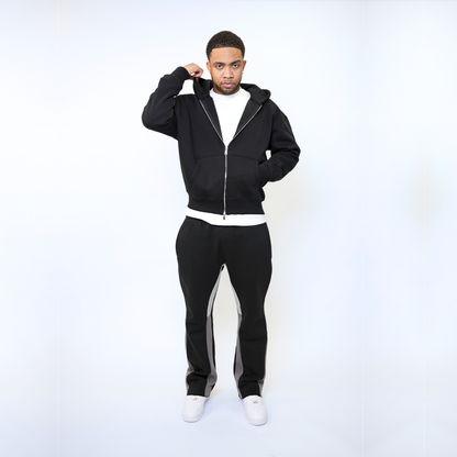 the flared jogga' - black no sauce