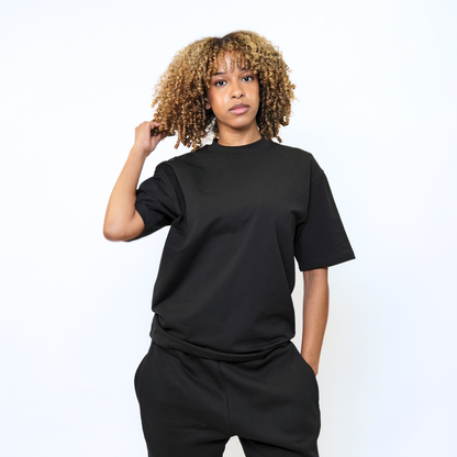 the perfect oversized tee - black no sauce