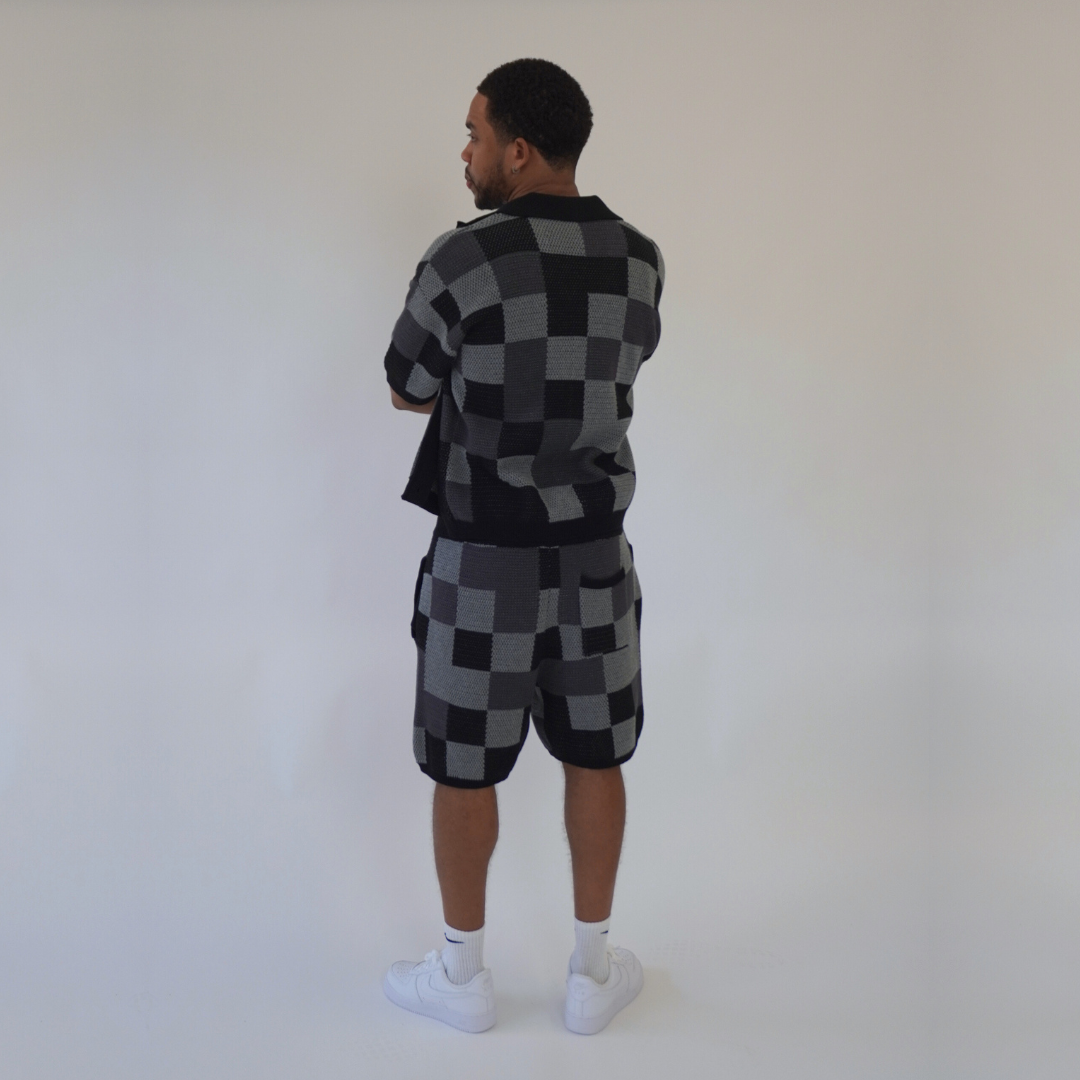 the crochet-knit checkered shorts - black - No Sauce