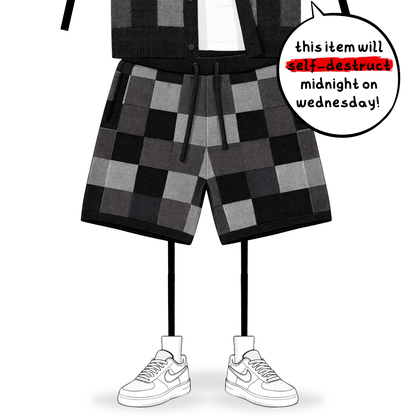the crochet-knit checkered shorts - black no sauce