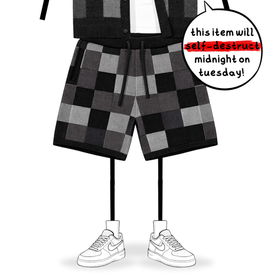 the crochet-knit checkered shorts - black no sauce