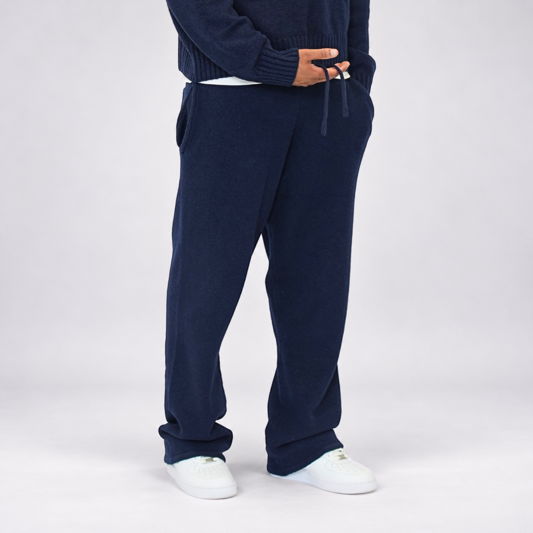 the soft-knit straight leg jogga' - navy No Sauce
